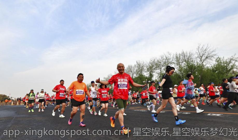 星空娱乐,星空娱乐梦幻光影空间融合艺术与科研的奇妙结合
